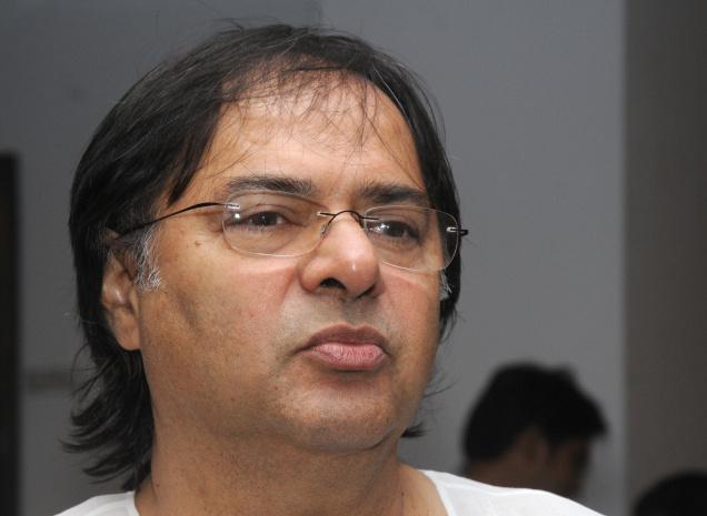 Veteran actor Farooq Sheikh dies due to heart attack in Dubai